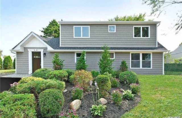 75 Greenbelt Lane - 75 Greenbelt Lane, Levittown, NY 11756