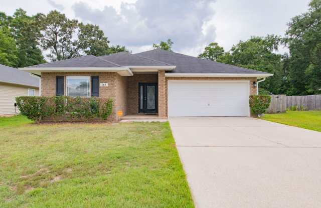 Centrally located 3 bedroom home photos photos