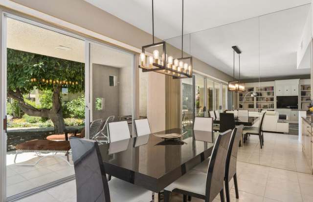76895 Lark Drive Gallery 1