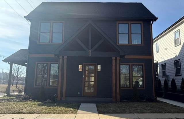 Modern Craftsman Home photos photos