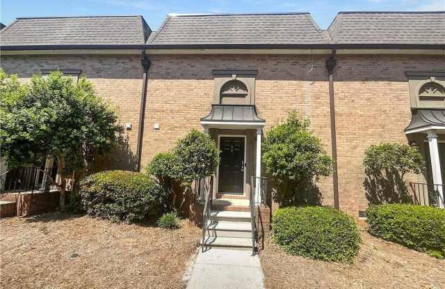 6980 Roswell Road Road photos photos