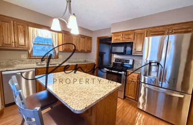 5804 N Indiana Ave - 5804 North Indiana Avenue, Gladstone, MO 64119