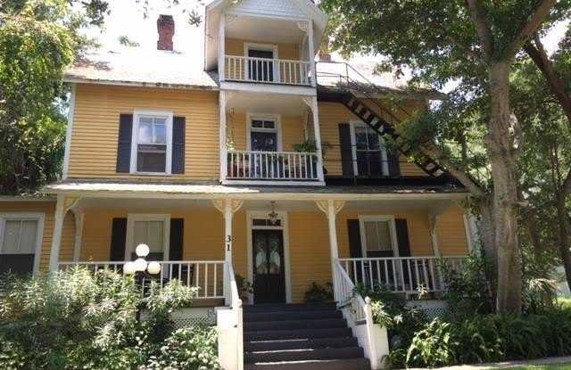 31 Barton Avenue photos photos