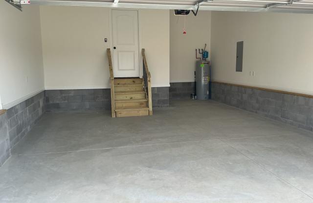 Brand-New 3 Bedroom, 2 Bathroom Home – Sagecrest Ct. Gallery 3