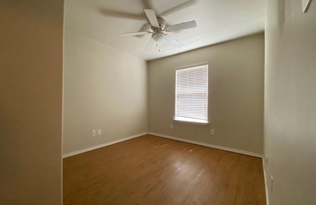 Beautiful 3/2/2 Home Available July!! photos photos Beautiful 3/2/2 Home Available July!! photos photos