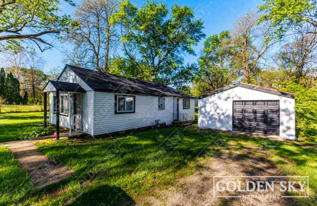 2321 North Macedonia Avenue photos photos