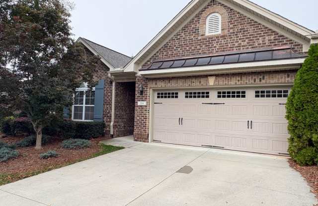 3 Bedroom, 2 Bathroom Townhome in Winston-Salem! Gallery 1