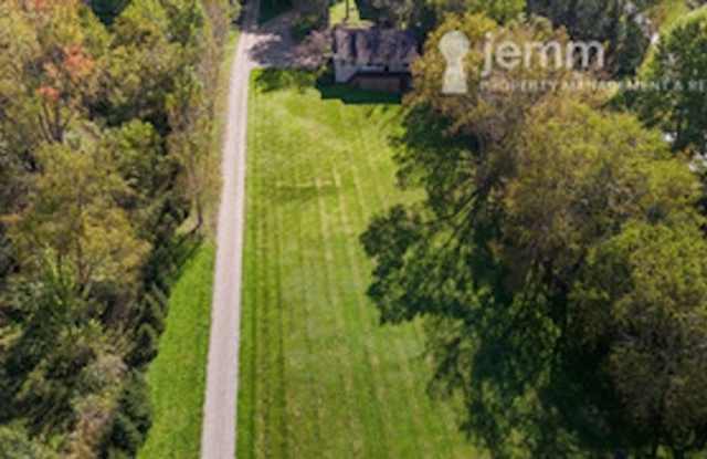 BELLVILLE - 4 Bedroom, 3 Bath Home, Move-In Ready! Gallery 3