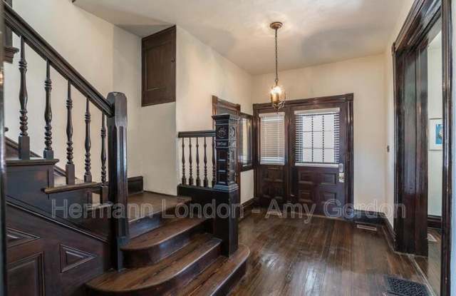3922 Castleman Avenue, Gallery 3