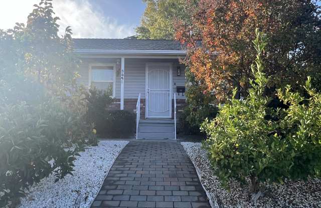 905 MAIN ST photos photos
