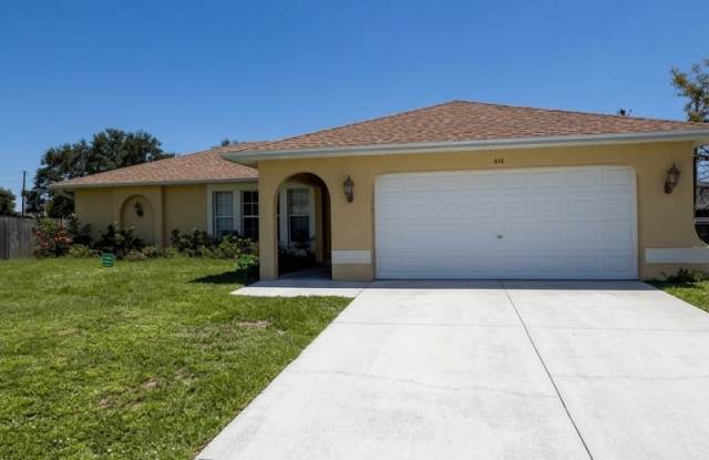 414 SE 13th St. Cape Coral, FL 33990 photos photos