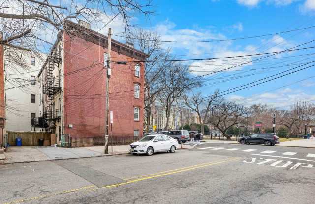 258 9TH ST photos photos