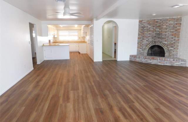2077 Whitewater Drive Gallery 4