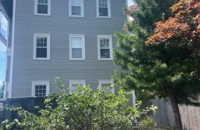 36 Main St - 36 Main Street, Bridgewater, MA 02324