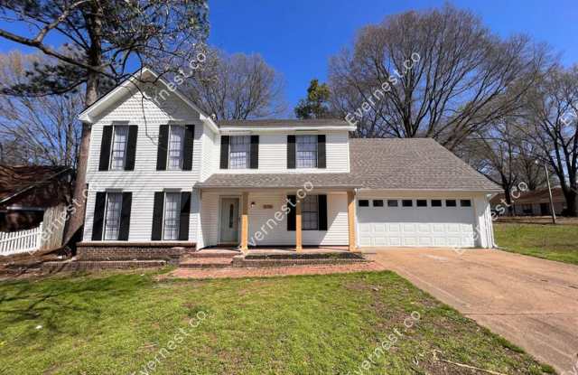 376 Clarington Dr - 376 Clarington Drive, Southaven, MS 38671