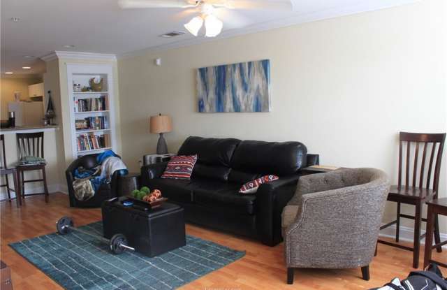 1725 Harvey Mitchell Pkwy S Apt 1724 photos photos