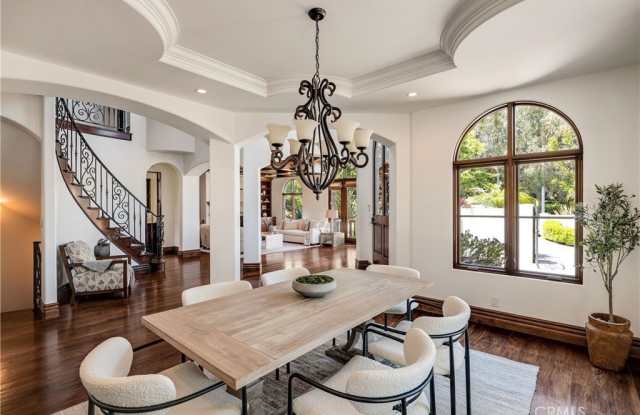 718 N Poinsettia Avenue photos photos