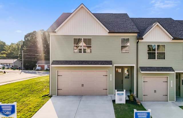 Stunning 3-Bed, 2.5-Bath Townhome at Bennett Village photos photos