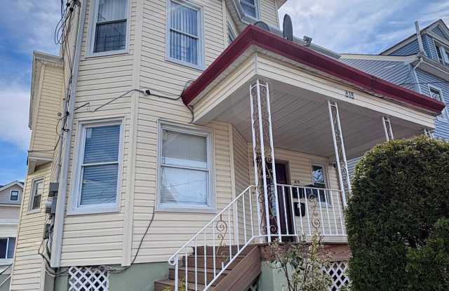 615 E 24th St photos photos