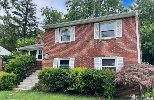 10315 BEAUMONT STREET photos photos