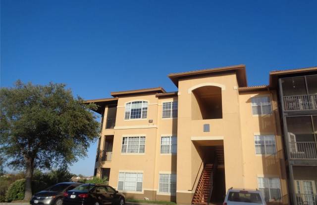 4302 BAYSIDE VILLAGE DRIVE - 4302 Bayside Village Drive, Town 'n' Country, FL 33615