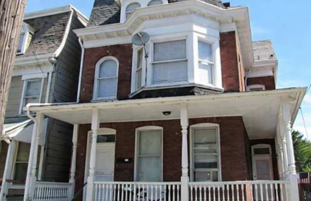 Charming First Floor Apartment photos photos