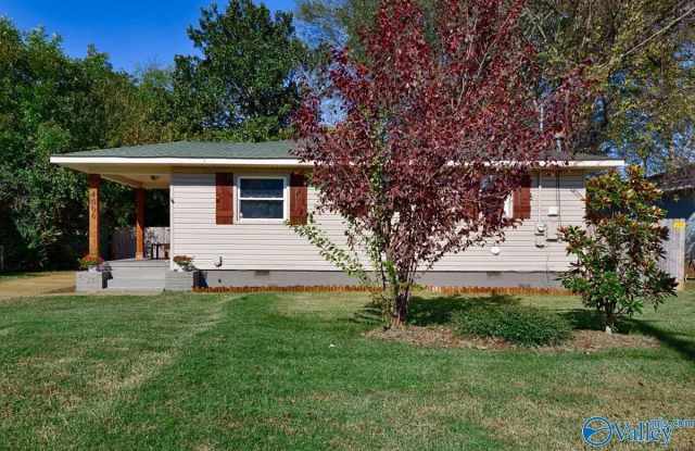 4006 Cloverdale Drive Gallery 2