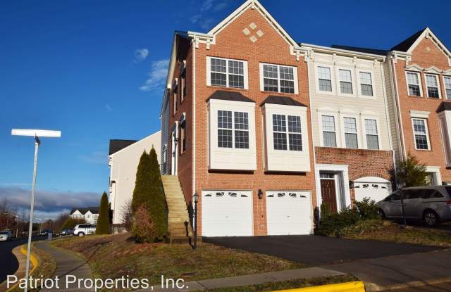 501 Edmonton Terr - 501 Edmonton Terrace Northeast, Leesburg, VA 20176