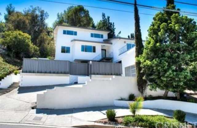 3463 Woodcliff Road - 3463 N Woodcliff Road, Los Angeles, CA 91403