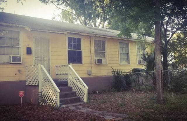 1917 ERLINE DR - 1917 Erline Drive, Jacksonville, FL 32209
