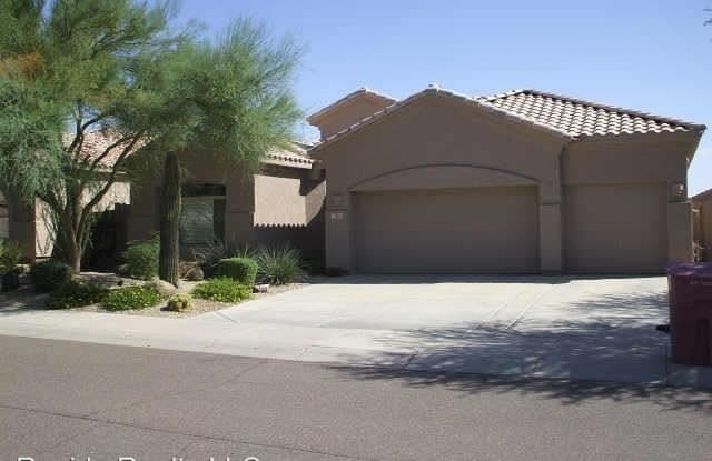 7703 E Thunderhawk Rd - 7703 East Thunderhawk Road, Scottsdale, AZ 85255
