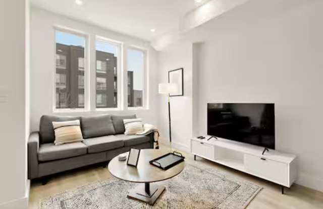 1630 K St NE #3 Gallery 2