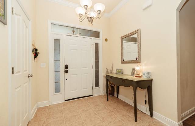 624 Red Fern Road Gallery 3
