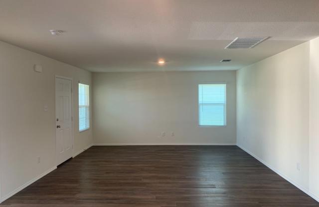 4323 Johnstown Ln Gallery 3