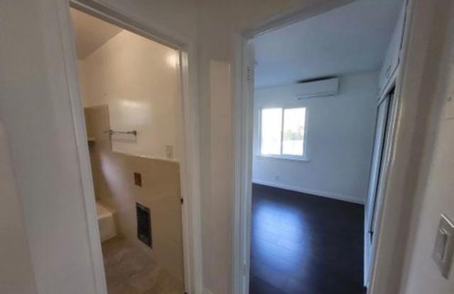 Charming 1BR Duplex in Pasadena photos photos Charming 1BR Duplex in Pasadena photos photos