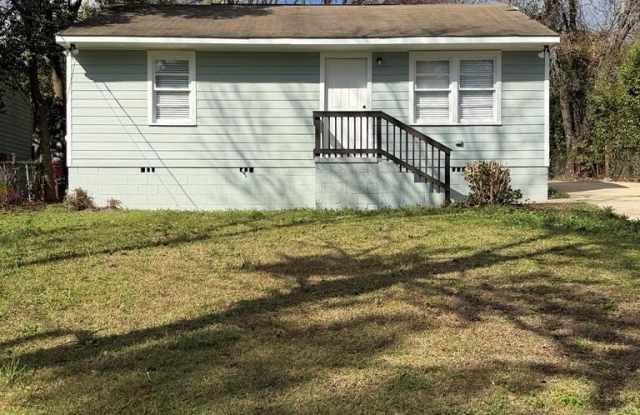 2715 Beech Street photos photos