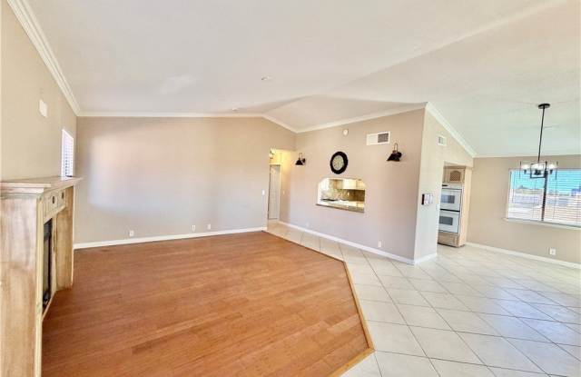 5134 Edna Avenue Gallery 3