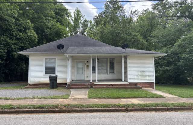 25 W Roy St photos photos