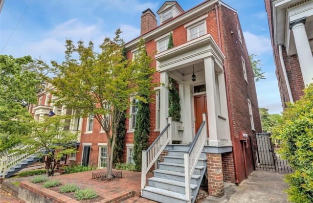2210 E Broad St Unit#B - 2210 East Broad Street, Richmond, VA 23223