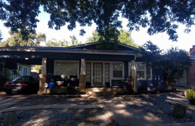 Craftsman Style Dream near Downtown Gallery 1