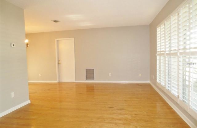 6812 ARMAND DRIVE Gallery 4