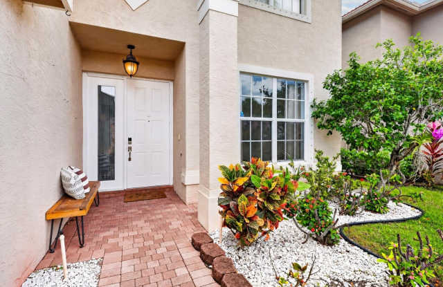 5010 Nautica Lake Circle Gallery 2