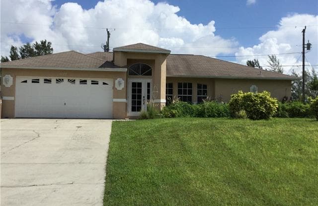 1127 SW 29th ST - 1127 Southwest 29th Street, Cape Coral, FL 33914