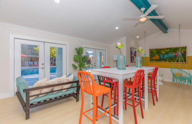 The Solana Vista Gallery 2