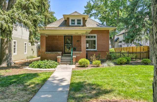 ONE block to OBSERVATORY PARK! great DU location! photos photos