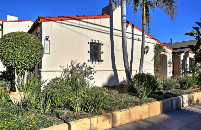 Modern, Three Bedroom, Two Bath Home Steps from the Courthouse and Downtown Living - 1024 Garden Street, Santa Barbara, CA 93101