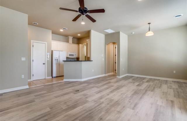 713 Grainger Street - 713 Grainger Street, Fort Worth, TX 76104