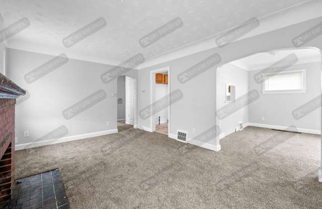 8891 Whitcomb St Gallery 3