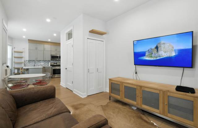 18 CHARLES ST photos photos