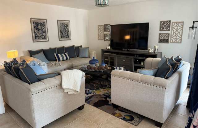 11332 SW 133rd Ct Gallery 1